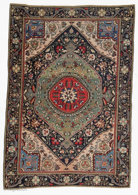 Farahan rug, late 19th century 155 x 108 cm.                        