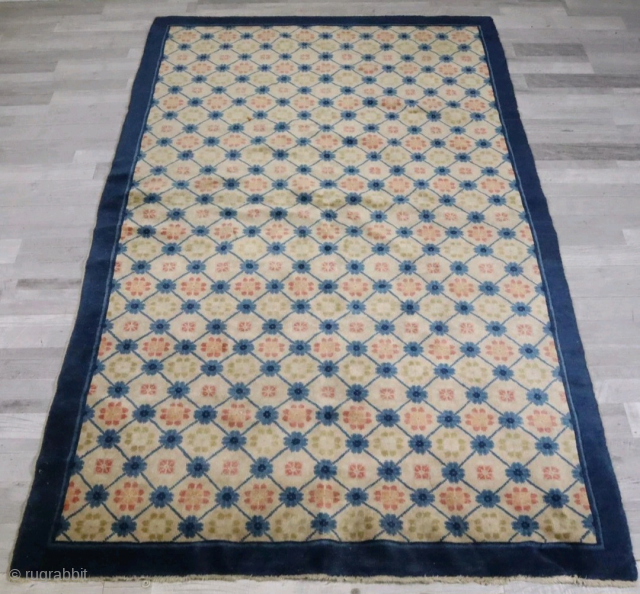 Nice all over design Peking rug size 4'2" x 7'2".                       
