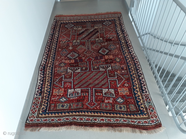 Room size Quchan 280 x 167 cm with nice tribal design.                      