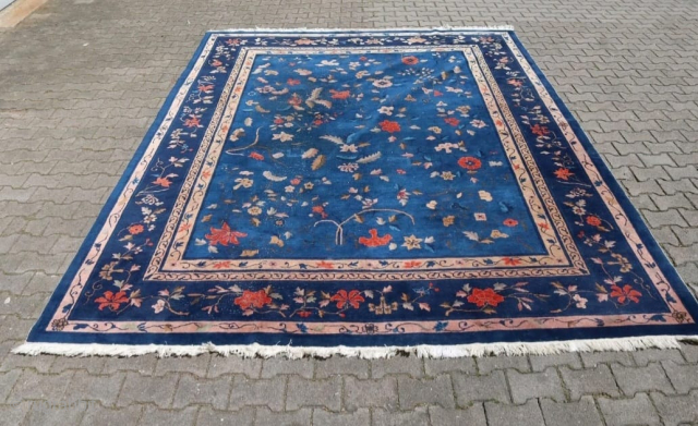 Peking rug 353 x 274 cm.
