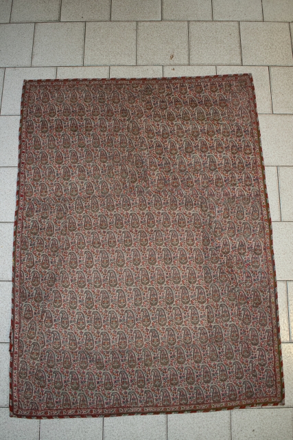 Hello, I am offering 19 th century Kerman/Kirman Textile, it kept in one family for long time. It is in good condition and very well kept. Size is 114 x 87 cm.  ...