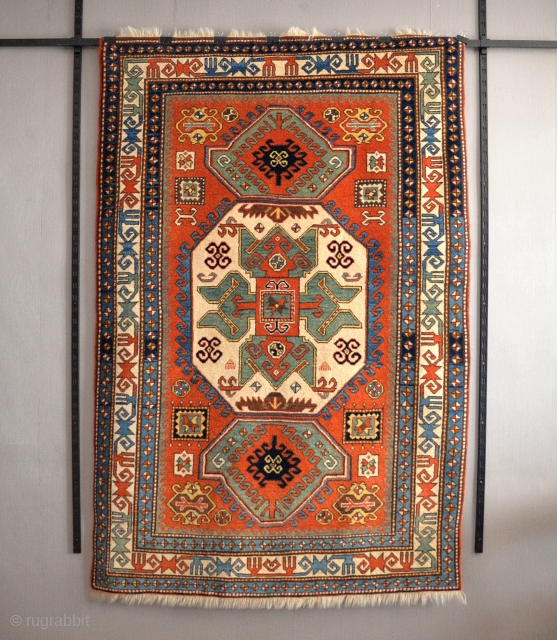 Early 20th cen. Caucasian Lori Pambak kazak Rug size 5’2” x 7’8″ 156x232cm                    