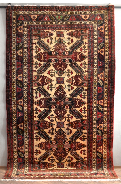Vintage 50-60's Caucasian Kuba Seychour Rug, size 6' x 10’8″ / 184x325cm. excellent condition. Wool on cotton.                