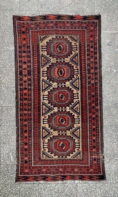 Antique Baluch rug 
Size:177x93                             