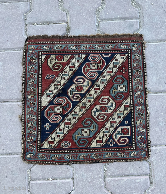 Antıque Shirvan sumak,1880s
Size:50x50 cm                             