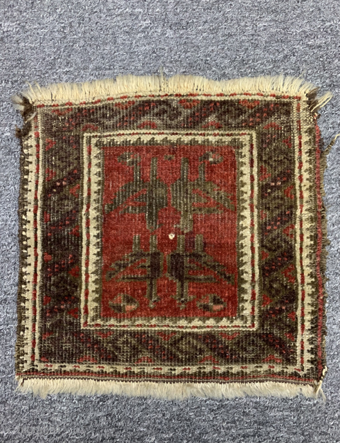 Antique Small Beluch Carpet 
Size:25x25 cm                           