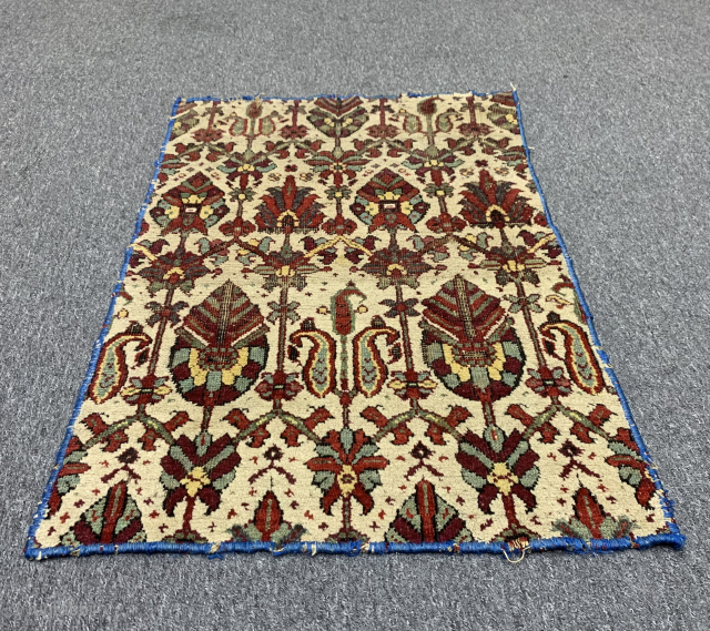 Antıque Frakment Catpet ( Agra )
Size:97x62                           