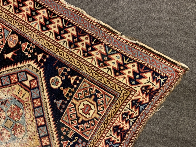 Antique Shirvan rug 
Size:175x115 cm                            