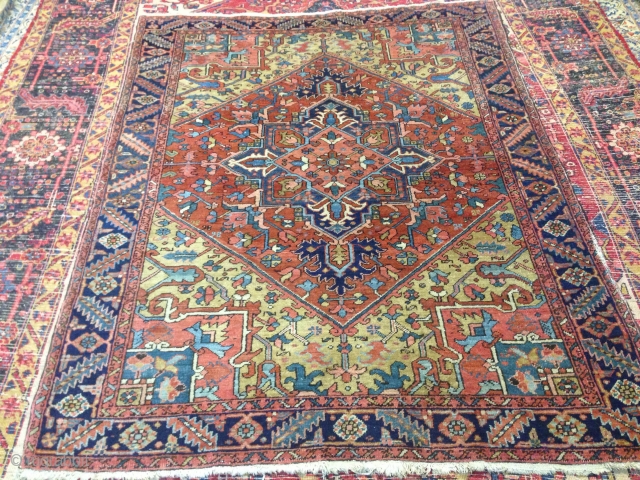 Heriz 215x155 (7ft x 5ft) cm early 20th
Condition: Very good, original ends and selvedges.
Cotton warp, cotton weft, wool pile              