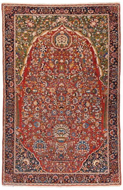Lot 161, FERAHAN 240 x 158 cm (7ft. 10in. x 5ft. 2in.) Persia, ca. 1900 Condition: excellent, Auction April 22nd, 4pm, https://new.liveauctioneers.com/item/52104317_ferahan-240-x-158-cm-7ft-10in-x-5ft-2in-persia
           