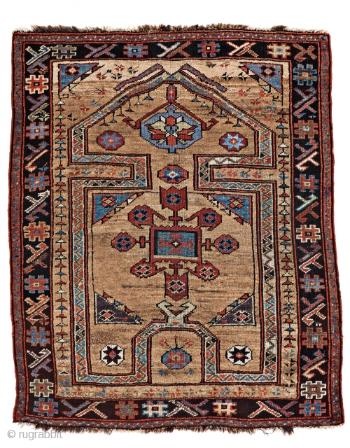 Lot 1, Karapinar prayer rug, 126x102cm, Turkey 19th century, starting bid Euro 1200, Auction June 18, 5pm, https://www.liveauctioneers.com/item/62389112_karapinar-prayer-rug
               