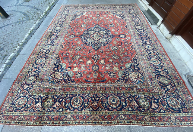 Keşan Rug 19th Century 
3’x10”3”
403x320cm                            