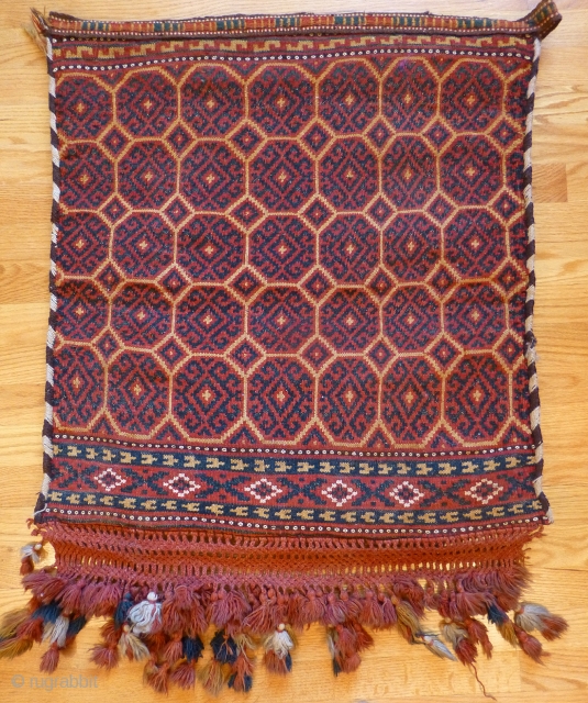 Attractive flat woven bag (Usbek? Baluch?) with woven back and woven fringes.
31 x 27 inches. Excellent condition. Tile design. With flatwoven closure straps. See more textiles at www.banjaratextiles.com     