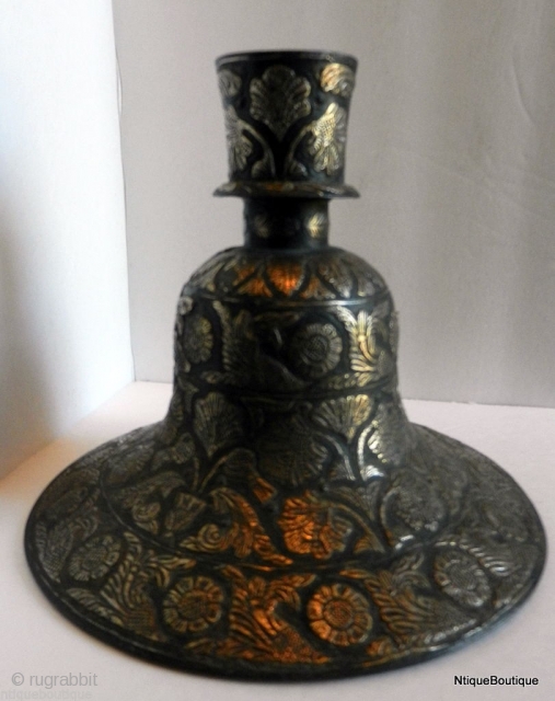 Rare Mughal Bidri Hukka base
India,Lucknow,Huqqa,Silver,Nawab,Raja,Tobacco,Pipe



Nicely preserved,authentic & rare Mughal Bidri Hukka in excellent condition with more than 95% silver-work intact, Dimension: 5 1/4 X 6 3/4.Original & never repaired

The origin of Bidriware  ...