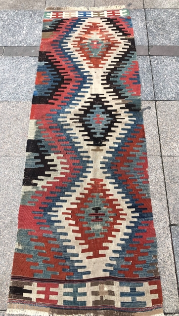 Antique Elmadag Kilim Size 130x210 cm i can't reach the messages from the site. Send it directly, please 21ben342125@gmail.com              