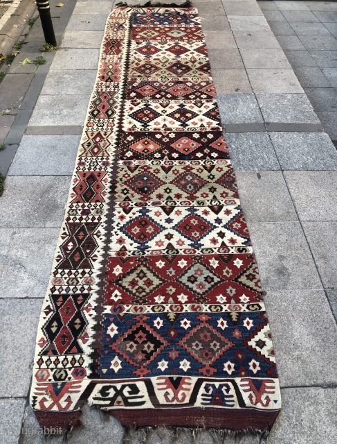 Antique Anatolian Aksaray Kilim 
Size 95x415 cm                          