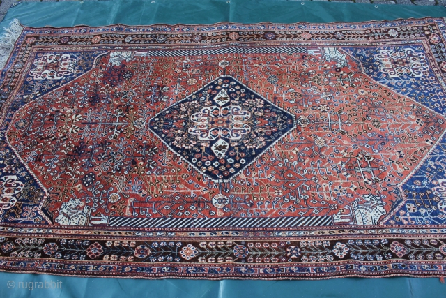 Antique South West Persian Kashkuli Qashqai rug a gorgeus and rare sepecimen near
perfect condition, Wool on Wool, Natural Colors, Late 19th century.
Size: 273X155cm          