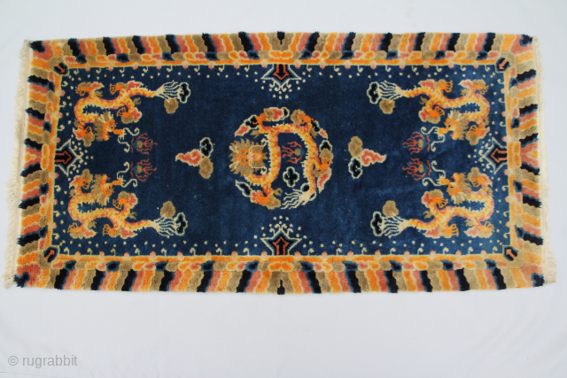 Ningxia Western China Saddle blanket, early 20th century
Size: 125x60cm
Price: 550€                       