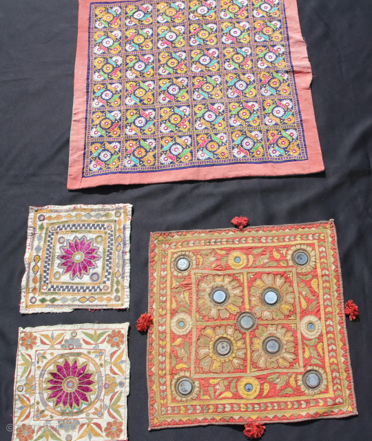 Collection of Indian Silk embroidery in generally good condition.
Size: 70x70cm / 48x48cm / 2x 28x28cm
Price: 250€                 