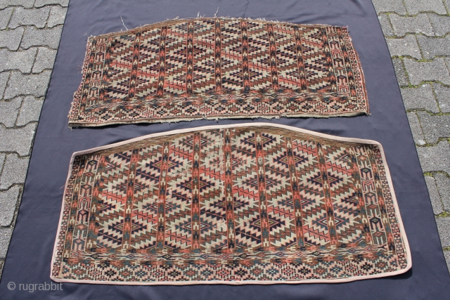  Two Tschaudor? Asmalyk (a few) 
  Wool on Wool r, good condition.
Size: 119x60 -  123x57cm              