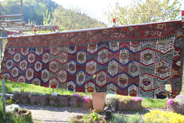 Antique Kelim Fragment, Older moth damage, full color.
Size: 350x100cm 
Price: 150€ + Post                    