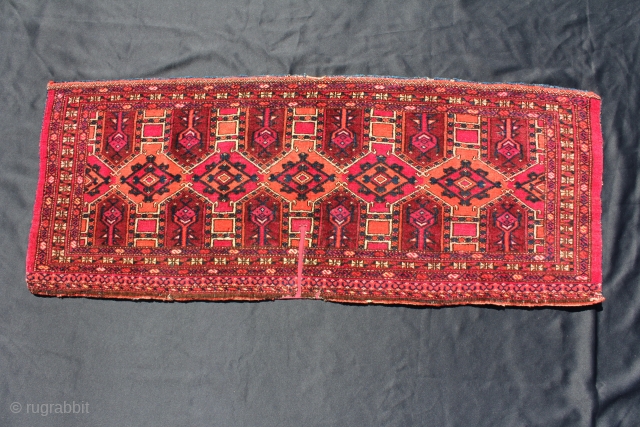  Saryk Djolar Torba Turkmenia around 19th century
Size:136x52cm                         