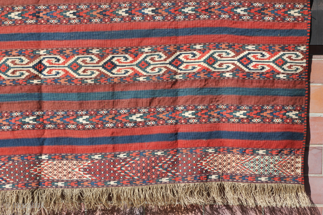 Yomud-Gaeklen Kelim Gurgan region around 1900 a small repair,and a small dfect a shirazi otherwise in perfect conditon. Size: 252x162cm
Price:1750€ Shipping included