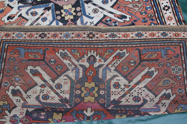 Eagle Kazak-Chelabert Caucasus circa 1920, Condition: Signes of age and use
Size:240x150cm
Price: 650€
