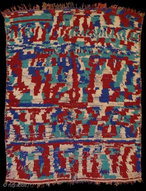 Ref-1058. Azilal pile rug, circa 1980 - Morocco - 175*140cm, full pile, white pile from hand spun wool, colored yarns  from fibrane fiber, clean, not holes, not repairs. Ask detailed pictures  ...
