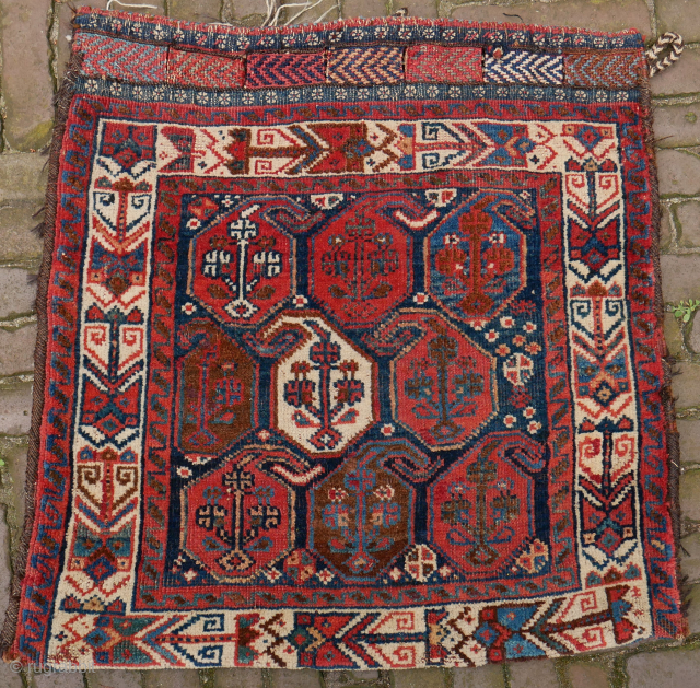 Boteh bag, Prob. Khamseh, very good condition. 56 x 57 cm. 
please use contactform on beamol.nl                 