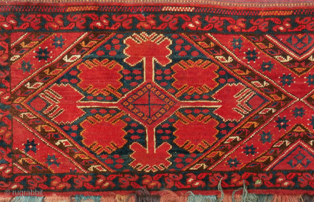 Beshir / Ersari torba, rather solid. Good pile, with a small inserted newer part. 132 x 43 cm. please use contactform on beamol.nl