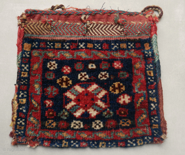 Luri chanteh, some moth nibblings and signs of use, 26 x 25 cm
Please use contactform on www.beamol.nl                