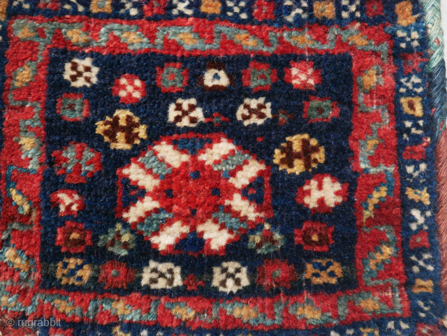 Sweet Luri chanteh, good natural colours, some moth nibblings and signs of use, 26 x 25 cm. Please use contactform on www.beamol.nl
