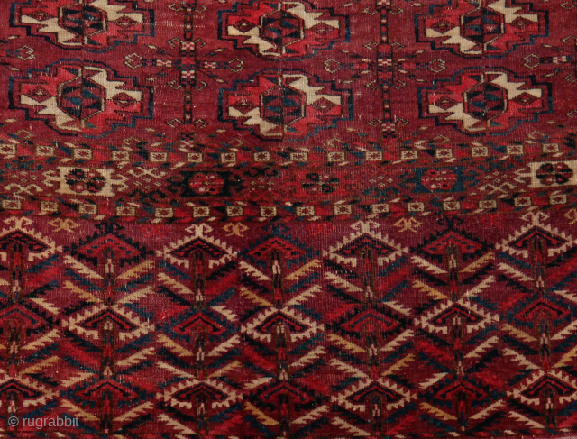 Tekke chuval, very fine weave, cloth like, 74 x 126 cm. Good condition with three small restaurations at the sides. please use contactform on www.beamol.nl