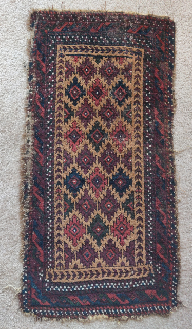 Camel ground Sistan Baluch balisht with crisply drawn ashiks and subtle but sophisticated color