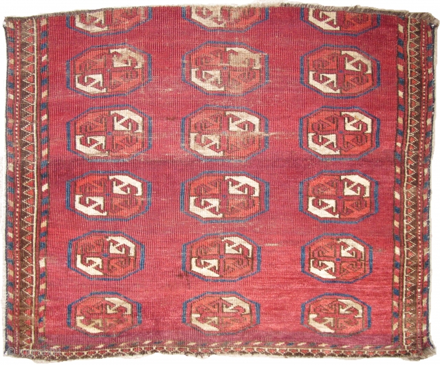 Eastern Turkmen, Kizyl Ayak rug fragment of what must have been an unusually sized weaving for the type with floating guls, nicely spaced.          