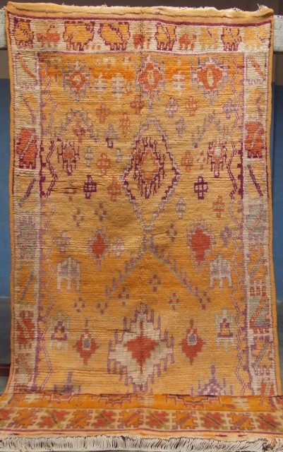 Rf 125-Anti-atlas Berber rug ( Ait Ouaouzguite-Ait Oubiel ), wool,  natural colour, 333 x 127 cm, circa 1930-35s.              