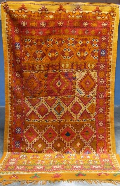 Rf 137- Ait Ouaouzguite Berber rug ( Ait Tamassine south ), wool, 342 x 144 cm, circa 1960s.               