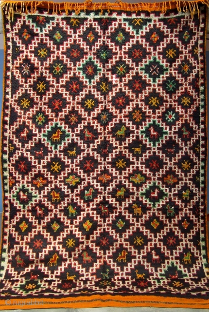Rf 16- Anti-atlas rug ( Ait znaga-west ), wool,  natural colour, 281 x 143 cm, circa 1970-75.               