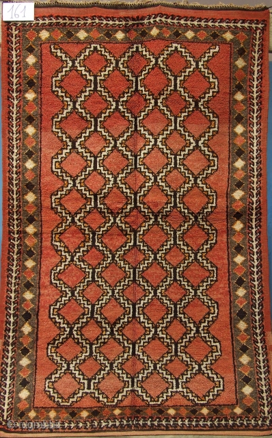 Rf 161- Ait Ouaouzguite Berber rug ( Ait Znaga south ), wool, 196 x 122 cm, circa 1970-75.               