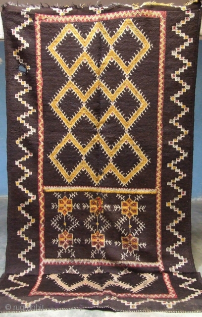 Rf 20- Anti-atlas rug, (  Ait Znaga north ), wool,  natural colour, 320 x 136 cm, circa 1950-55.             