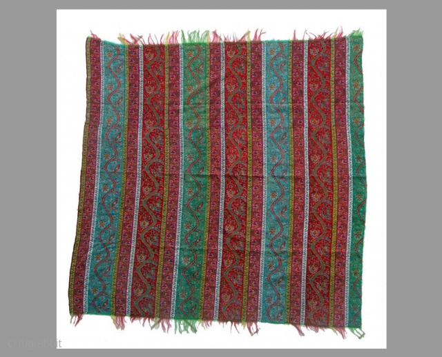 KAN-KARI SHAWL
110x128cm
North India or Persia
1860-1880
Wool
Woven in Kan-Kari Technique
Probably part of a bigger shawl
Perfect condition 
Feel free to ask for more information, for more textiles visit my website www.m-beste.com
     