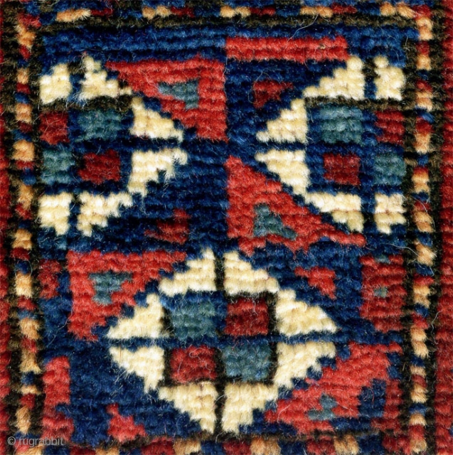 Cool "grid pattern" tiny Kurdish bag.  Size: 8" x 7".   Excellent full pile condition.   See http://mysite.verizon.net/ralimi/rugs for more info.         