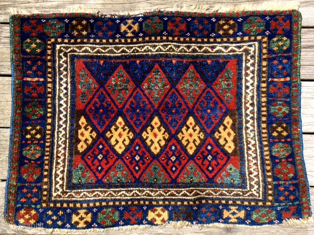 A larger Jaf Kurd bagface.  34 inches x 25 inches (87 cm x 64 cm).  Minor losses along the bottom and top edges (which are stabilized), but everything else about  ...
