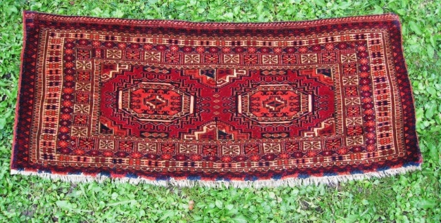 Antique 1850 Tekke torba with two large distinctive Salor guls in great condition and all natural dyes. It is a collectable rare example from around 1850. Excellent weaving, no warp depression. An  ...