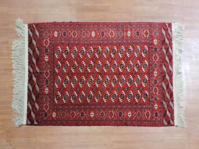 Tekke Bokhara, 6'11" x 8'6"
handmade in Turkmenistan Ca.1900
6'11" x 8'6"
Great condition, vibrant colors
all inquiries to sales@kokorug.com                 
