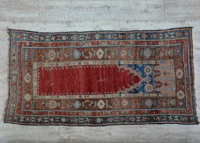 STOLEN

Mid 19th Century Turkish Ladik Prayer Rug 
3'9" x 7'
-no repairs, all original


REWARD FOR INFORMATION REGARDING THIS RUG
*******$4,000******               