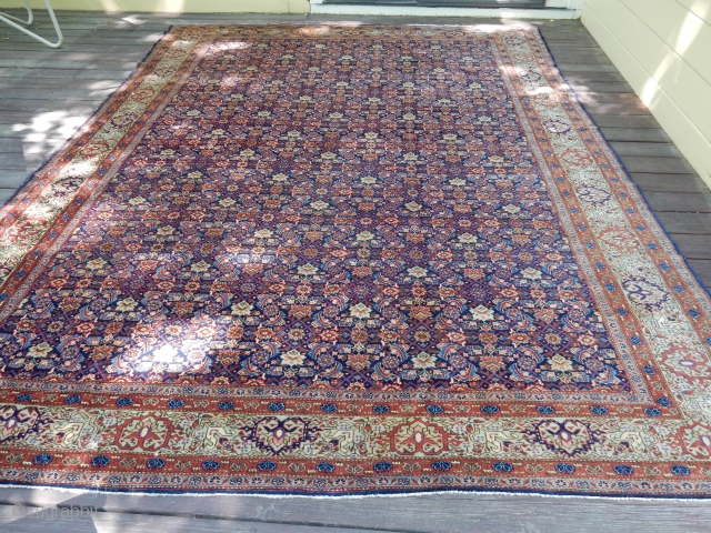 CLASSIC DESIGN AND EXCELLENT PLUS CONDITION - NO CONDITION ISSUES -8 1/2 X 11  1/2 FT SIZE - ANTIQUE SAROUK            