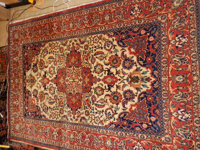 OLD ISFAHAN ISPHAHAN 5 X 7 FT CARPET IN A+ PILE AND CONDITION 
$6000                   