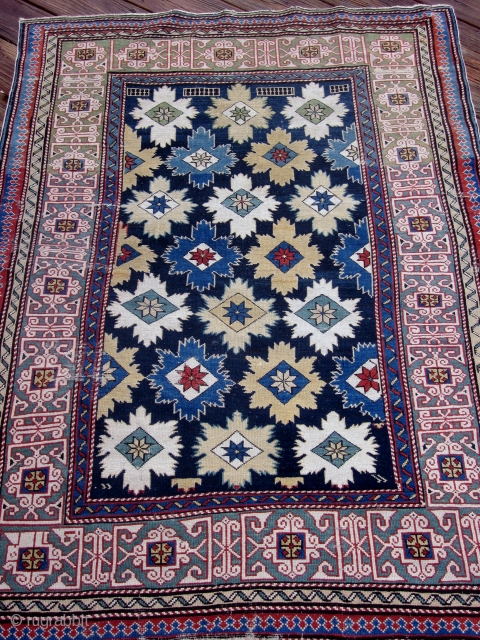 KUBA BLOSSOM CARPET-EXCELLLENT ORIGINAL CONDITION AS FOUND-

LARGE 4 X 5 FOOT SIZE

RARE GREEN BORDER

                   